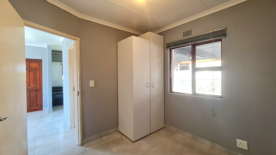 To Let 2 Bedroom Property for Rent in Greenfield Western Cape